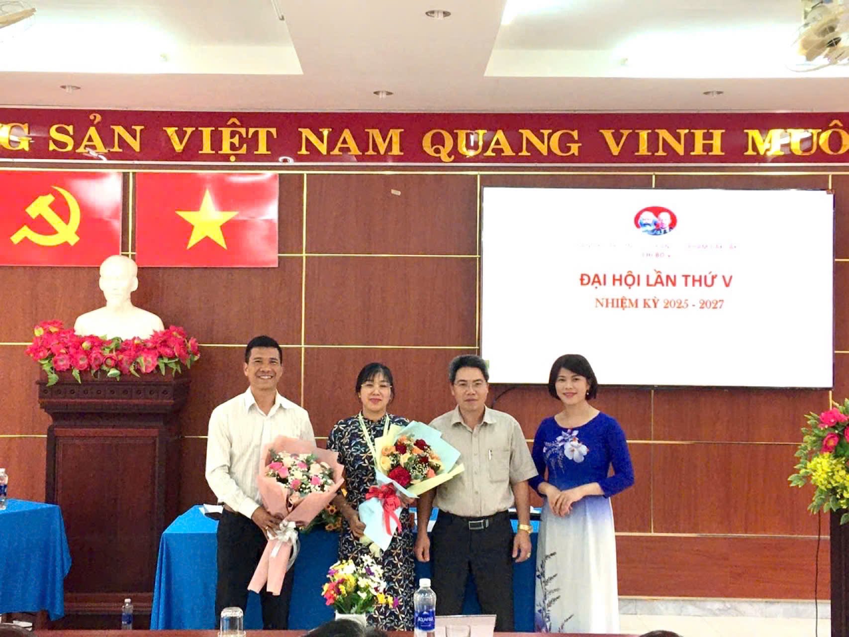 Chi bộ V tổ chức Đại hội lần thứ V, nhiệm kỳ 2025 - 2027